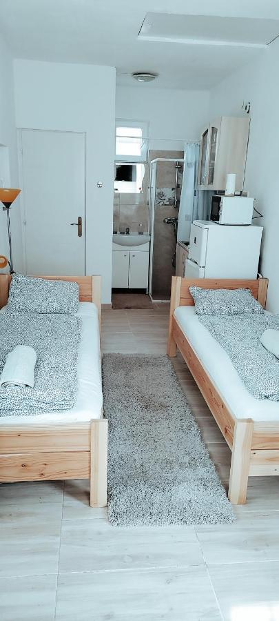 Napfeny Apartmanhaz Balatonberény Екстериор снимка