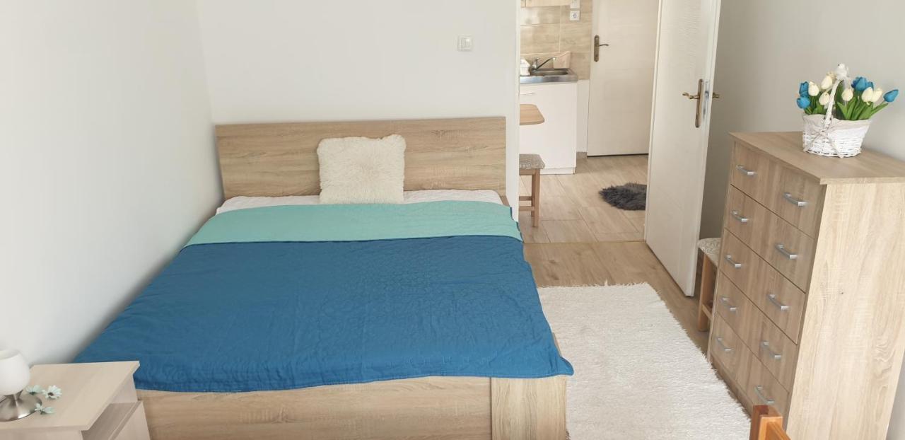 Napfeny Apartmanhaz Balatonberény Екстериор снимка